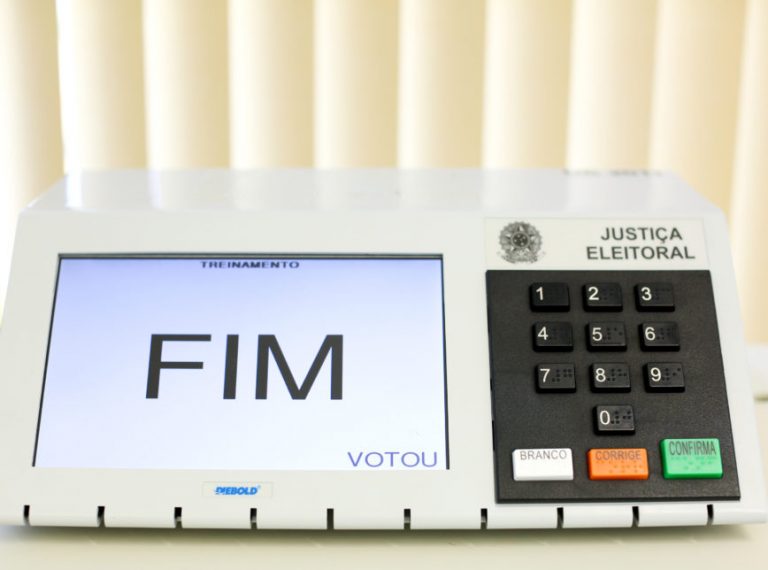 Urna Eletronica TSE 9 1 868x644 1